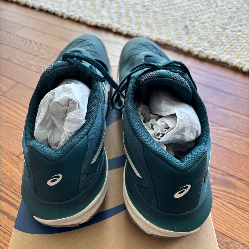 Asics Saxon Green Sneakers with White Logo - Picture 3 of 10